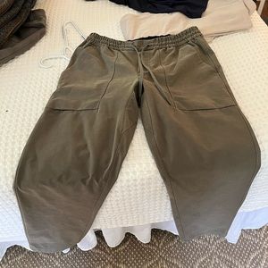 Lululemon pants